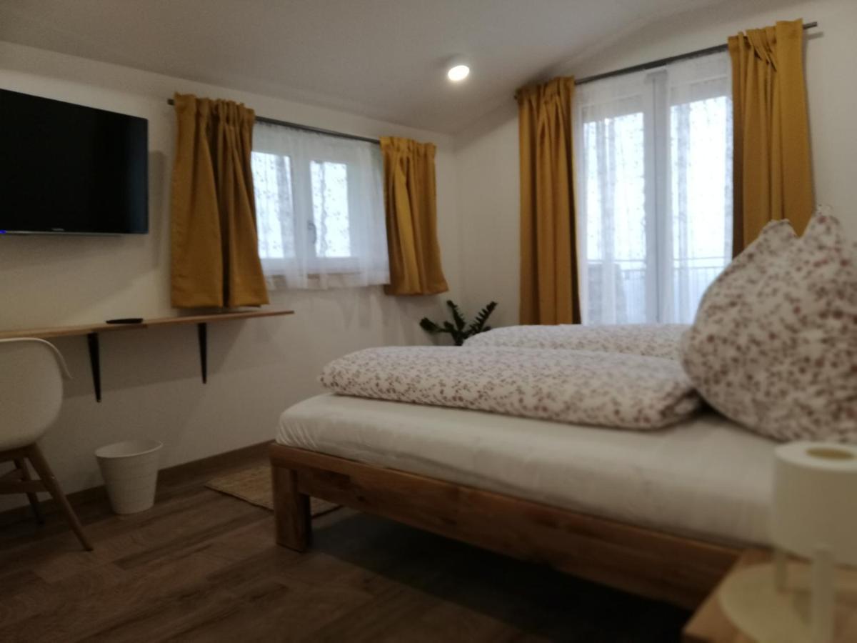 Gaestezimmer Klopfer Sankt Johann im Saggautal Esterno foto