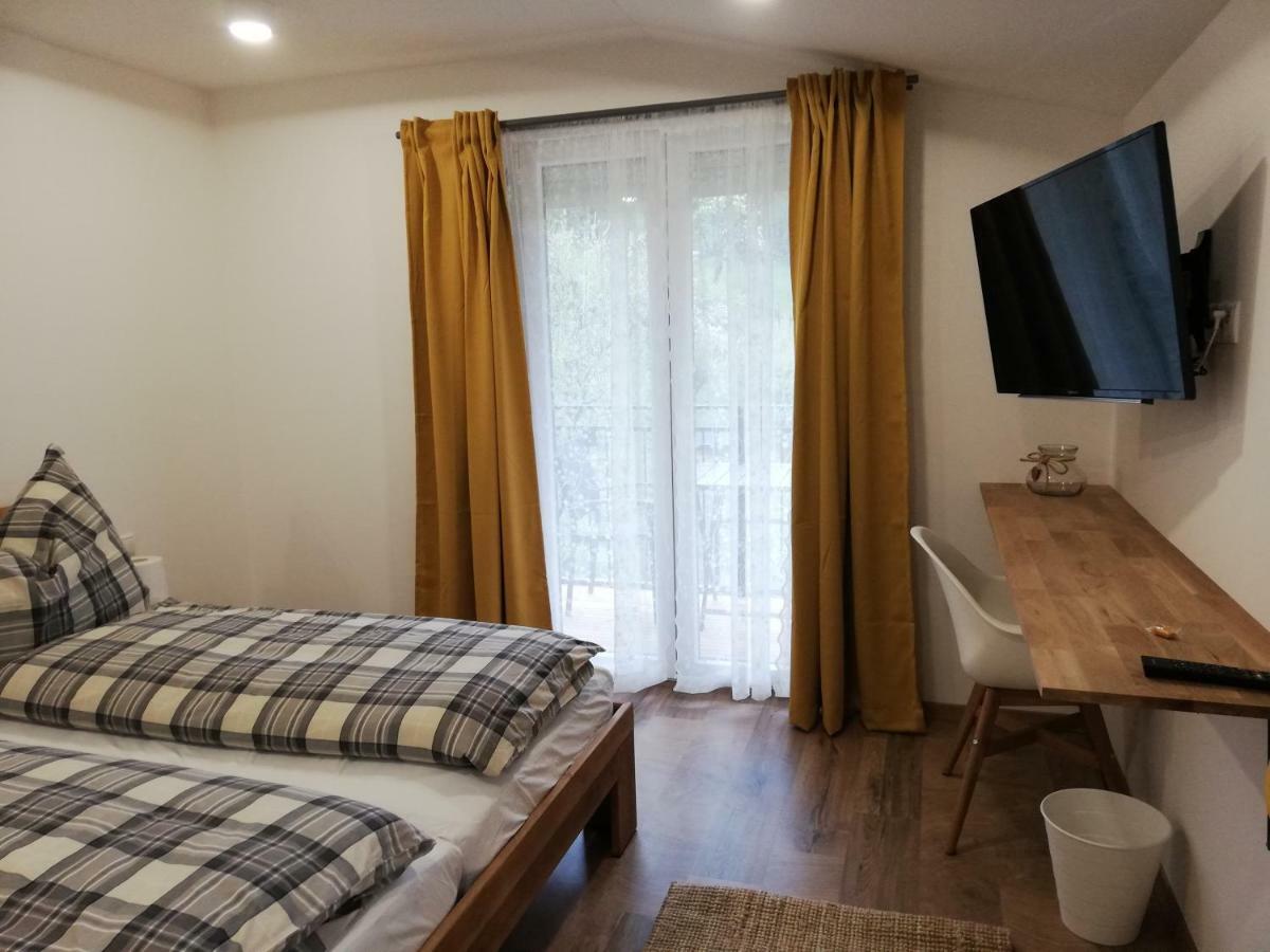 Gaestezimmer Klopfer Sankt Johann im Saggautal Esterno foto